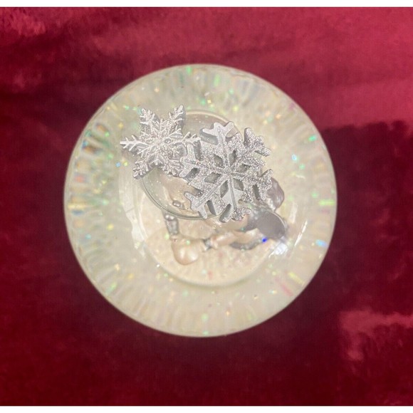 Special Edition Mickey And Minnie Skating Silver Snow Globe Disney Store 2002 - Picture 2 of 16